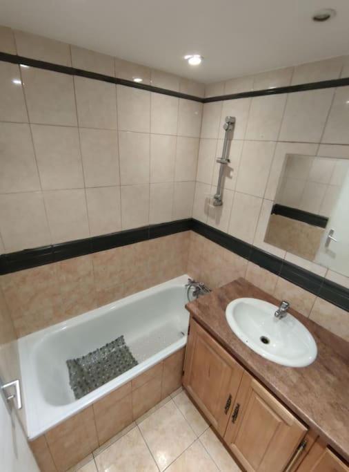 Apartamento Duplex Cosy Gonesse Exterior foto